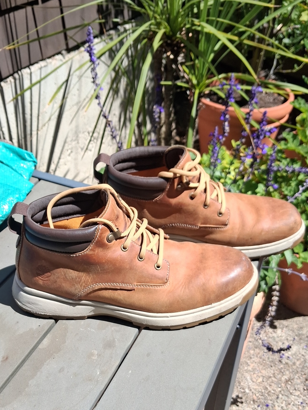 Timberland Men's Tan Leather Chukka Boots with Cream Sole